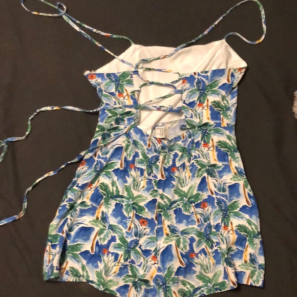 Forever 21 romper - Picture 2 of 2